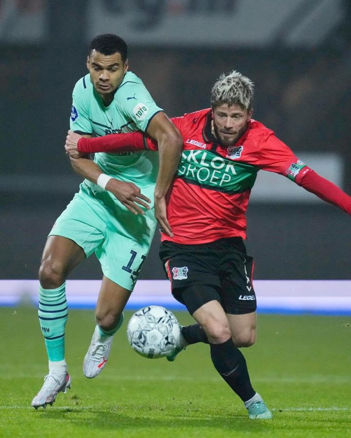 局的前锋球 局的前锋球